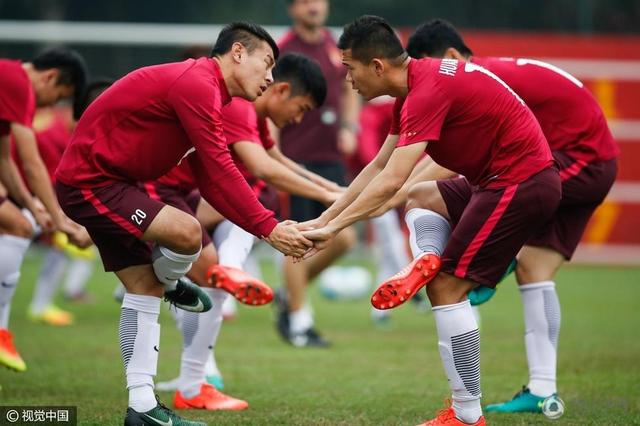 2026-03-05 《飞驰人生3》曝片段 中国车手团结一致并肩向前2026-03-05 三月观影指南，那些在银幕上发光的她们！