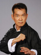 标志性妆造或将变化 2025-02-07 《亢奋》续集终于要来了！
