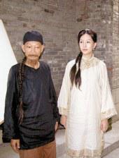 作为一部续集，影片在演职人员方面经历了大换血，导演为费德里科 [专稿]日本票房综
